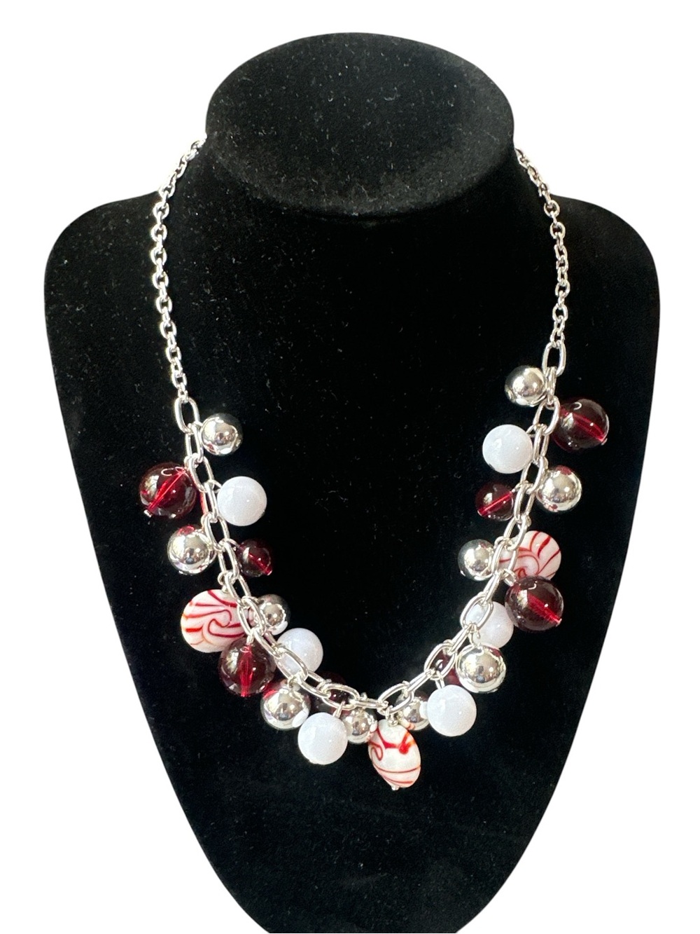Women's Silver Chain Necklace with Red and‎ White Beads